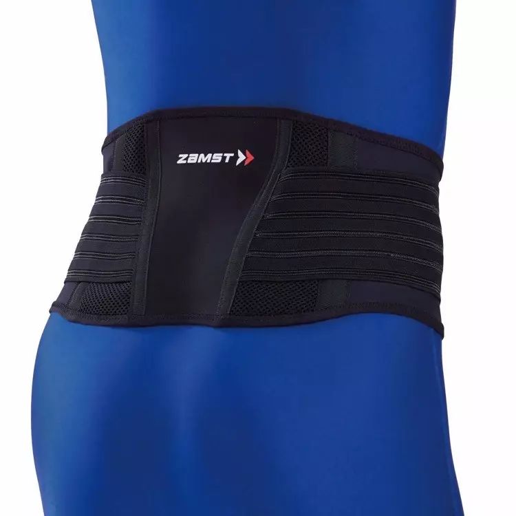  網球員手腕护具升级，碳纤维材质减轻负重