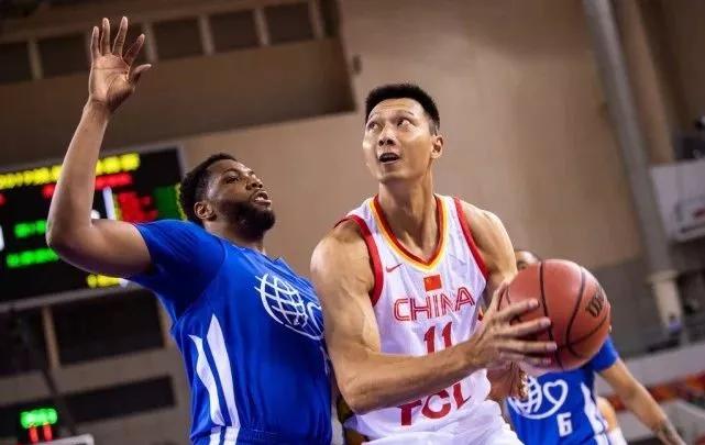  易建联复出首秀带领广东轻取深圳队