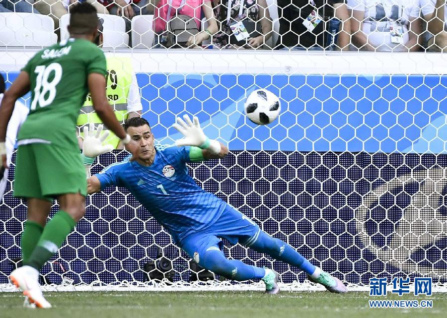 老将宝刀未老,头球攻门技惊四座 老将宝刀未老,头球攻门技惊四座