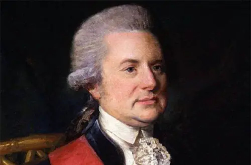  莱切战术纪律严明，客场逼平前列球队  